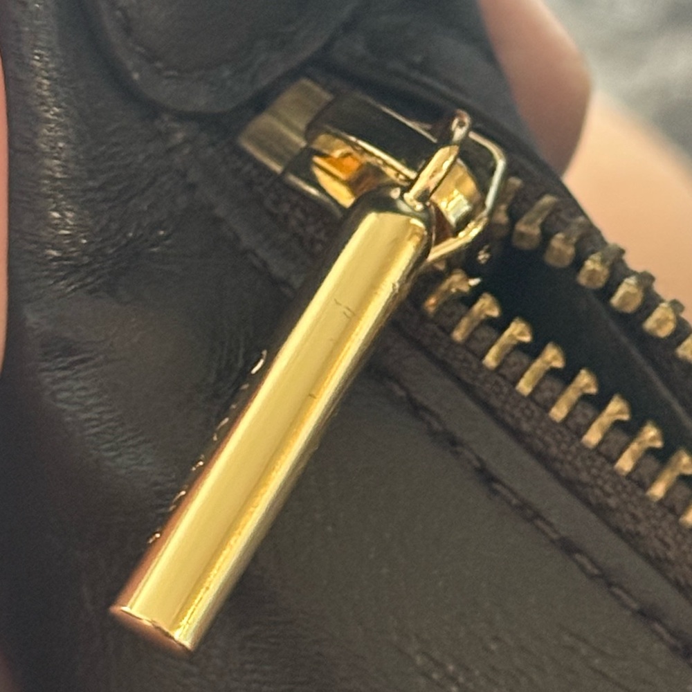 Cuyana Celestia Shoulder Bag - Mocha - Picture 9 of 15